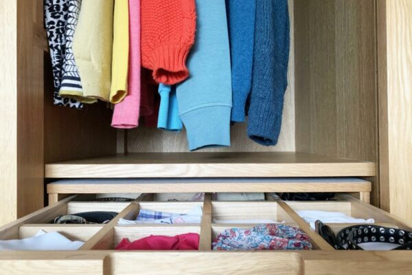 organização do guarda-roupa